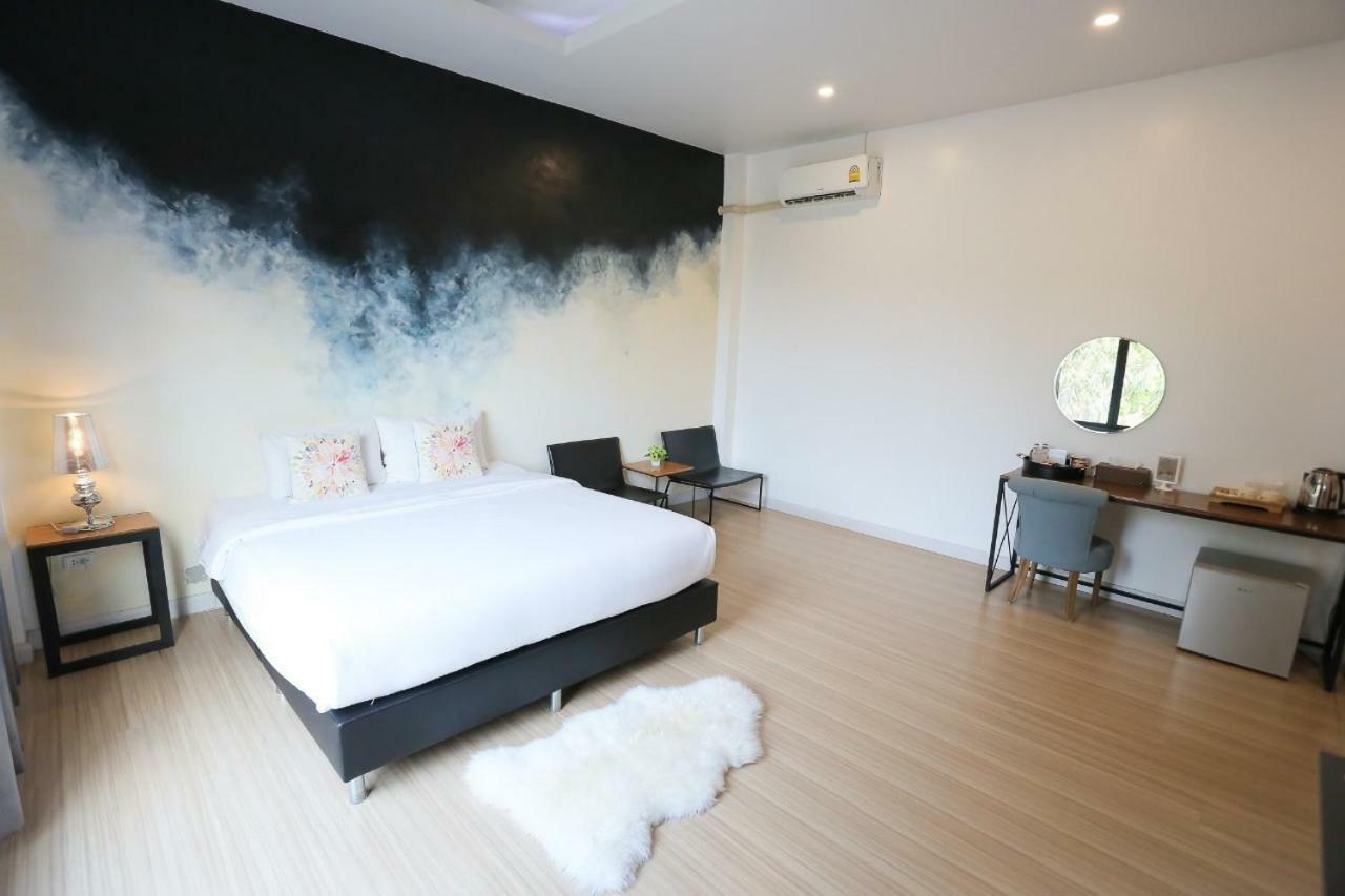 Manonnee Hotel Chiang Rai Exterior photo
